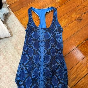 LULU LEMON BLUE TANK